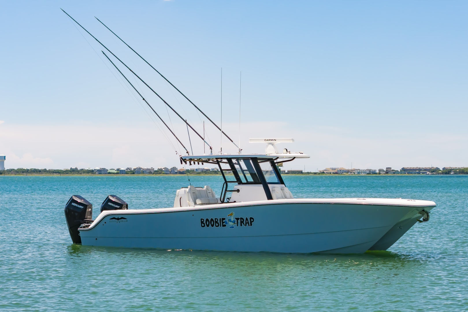 33ft Invincible Yacht For Sale
