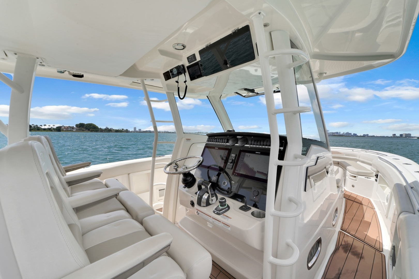 2020 Boston Whaler 380 Outrage