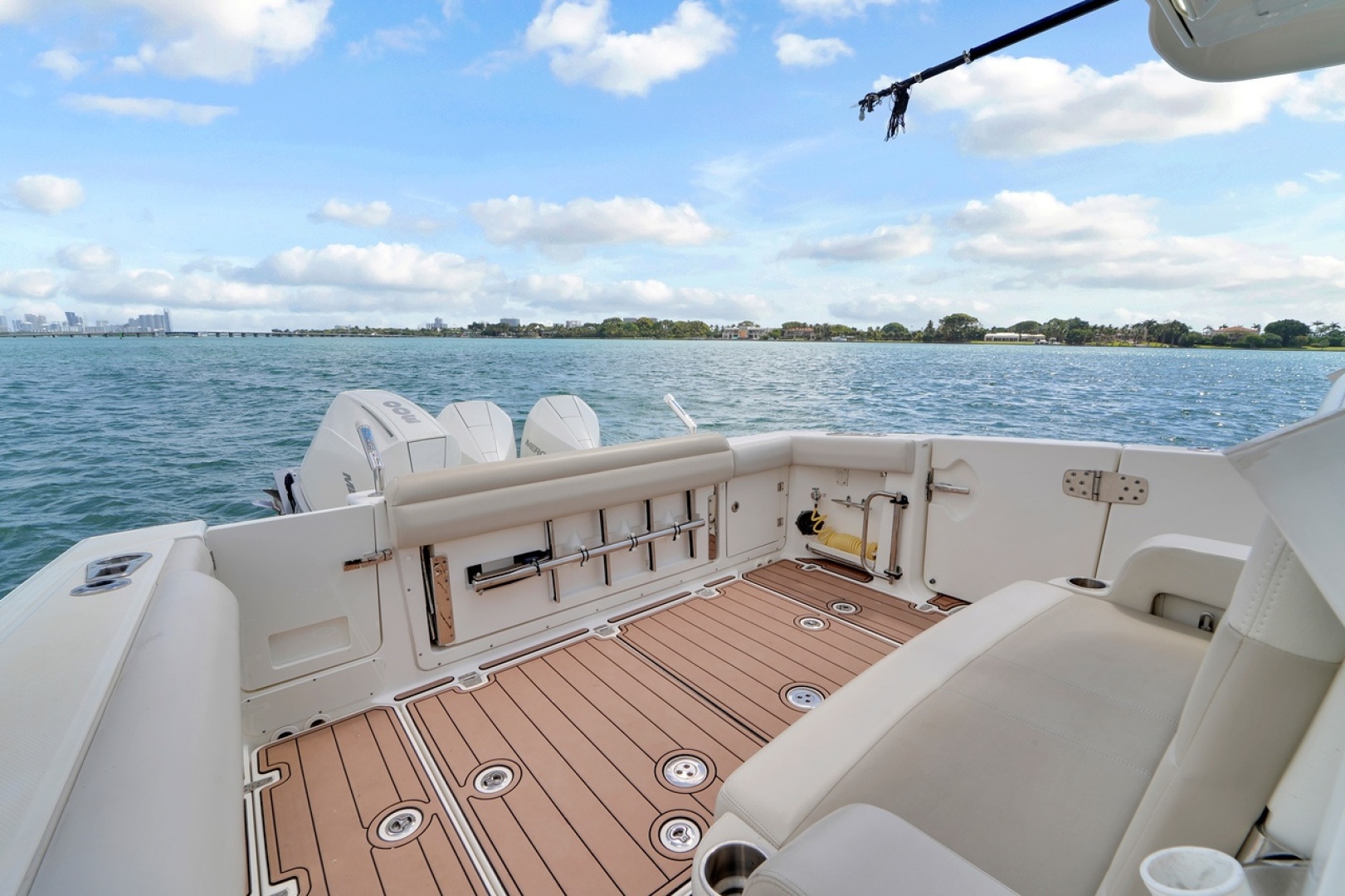 38ft Boston Whaler Yacht For Sale