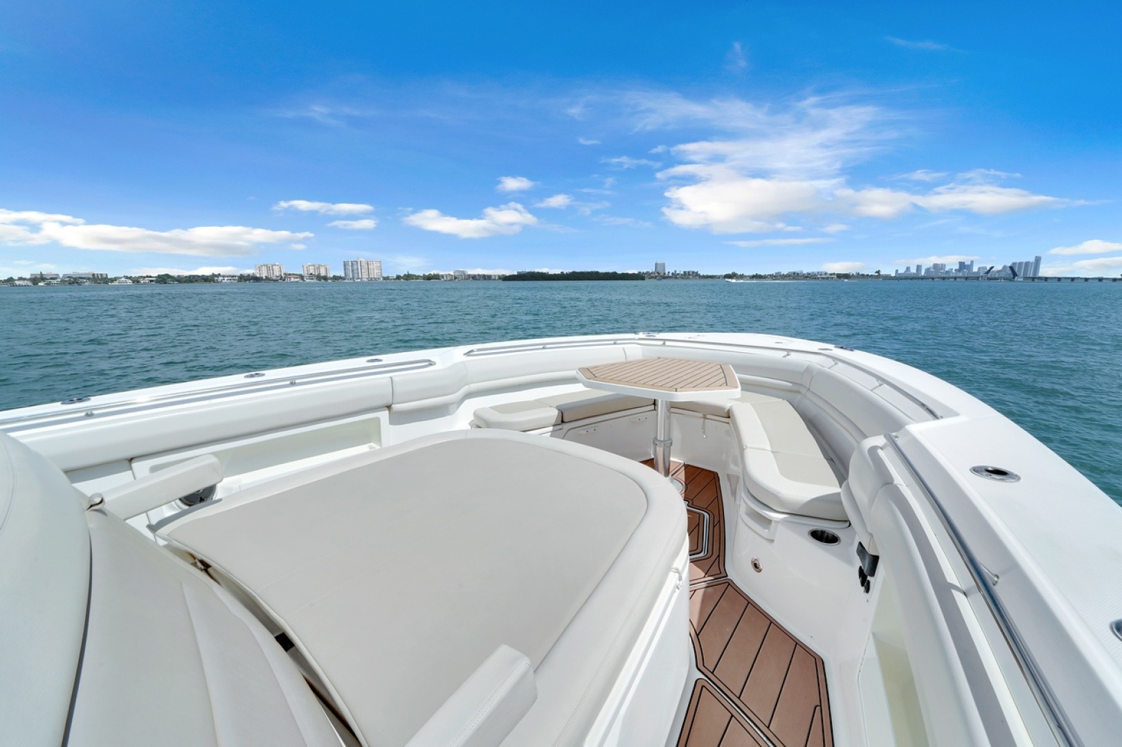 38ft Boston Whaler Yacht For Sale