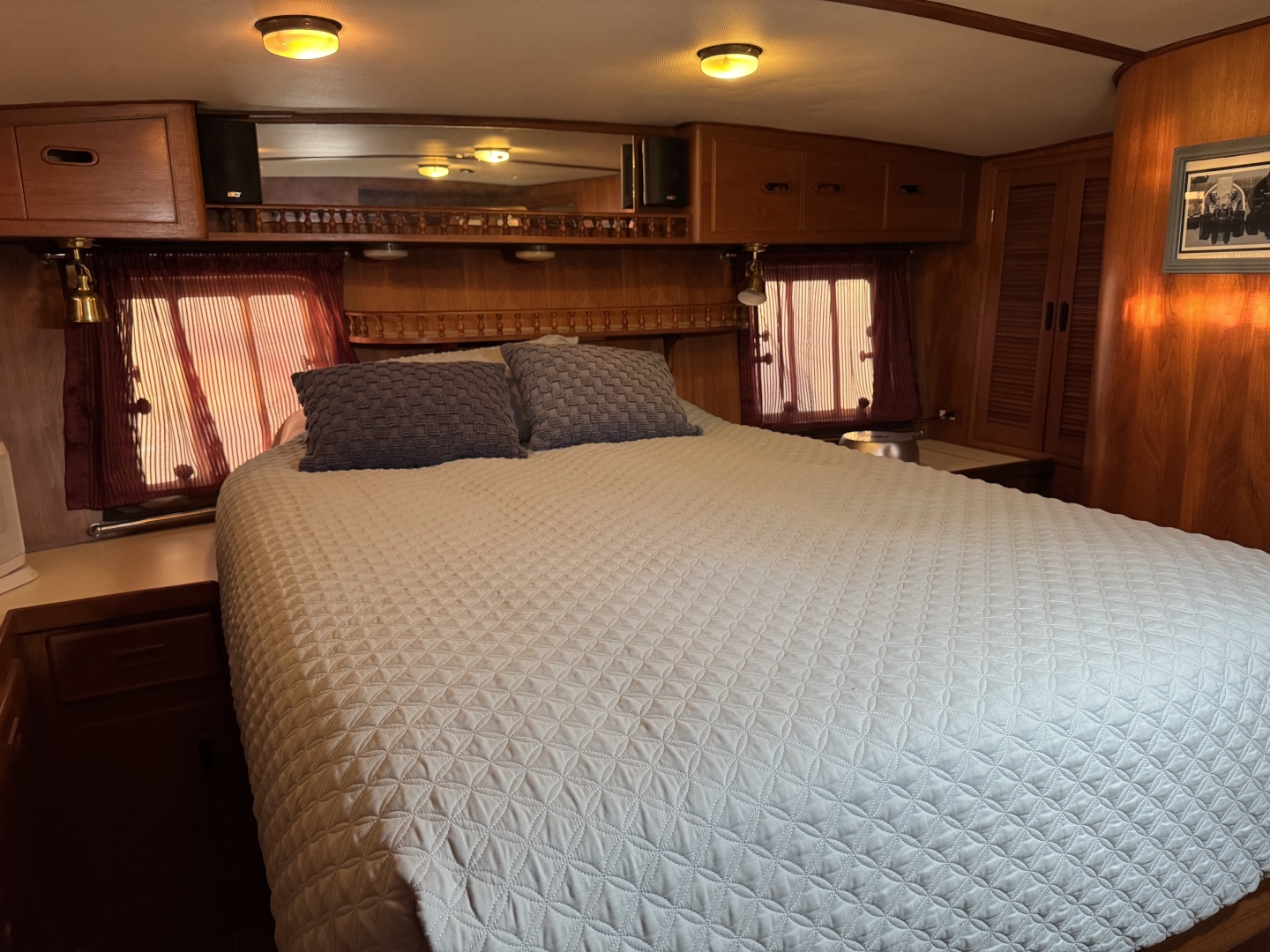 Adagio 37ft President Yacht For Sale
