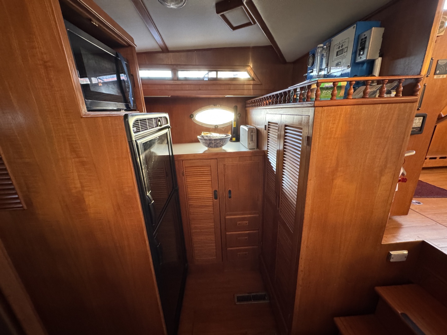 Adagio 37ft President Yacht For Sale