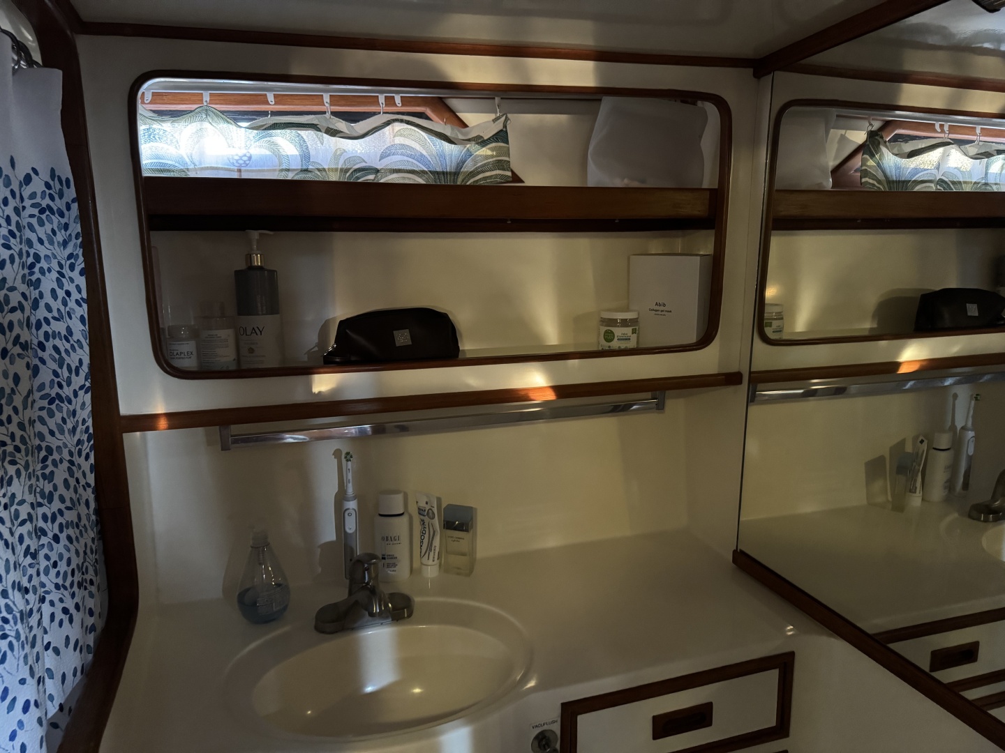 Adagio 37ft President Yacht For Sale
