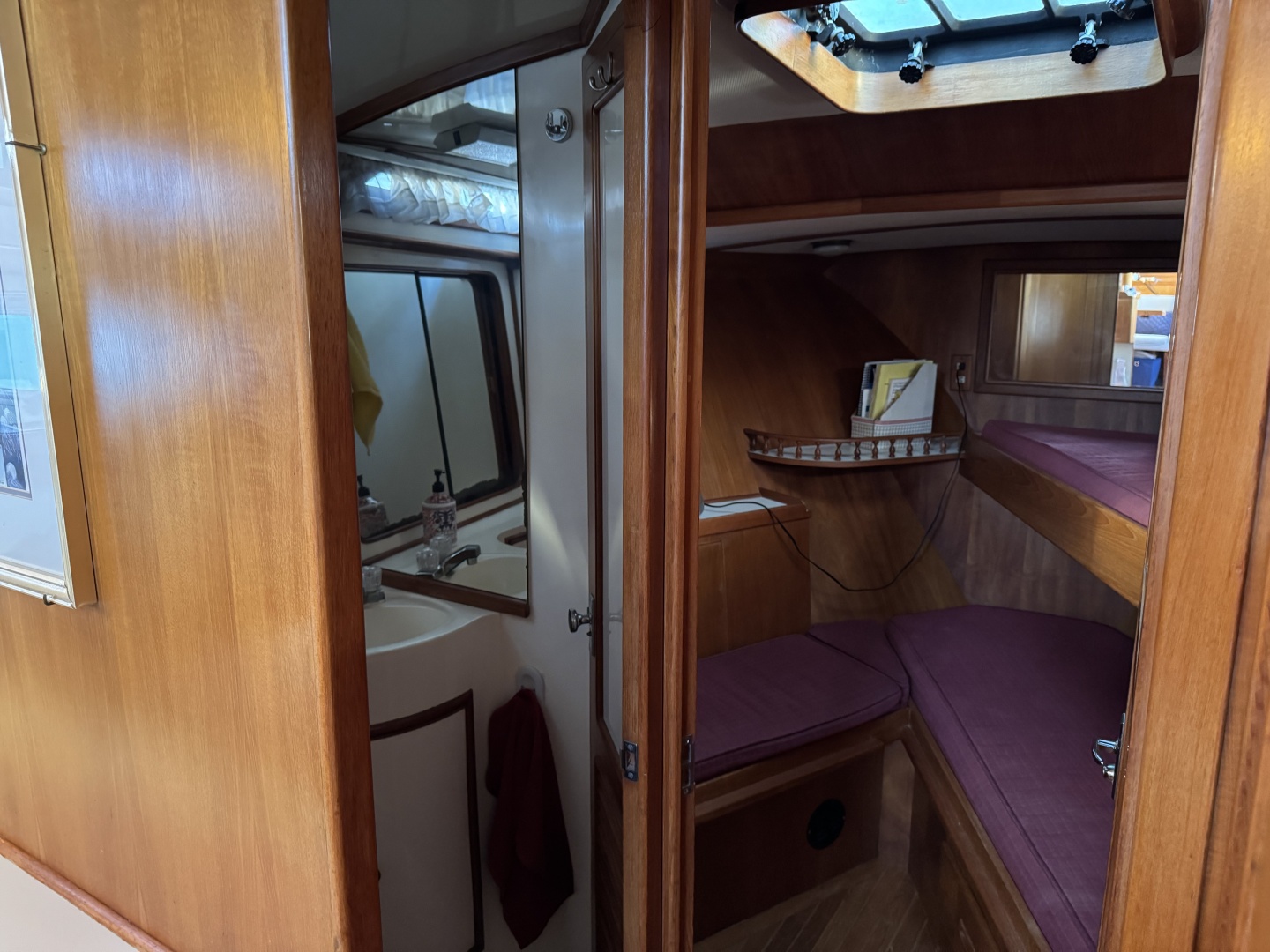 1987 President 37 Sundeck