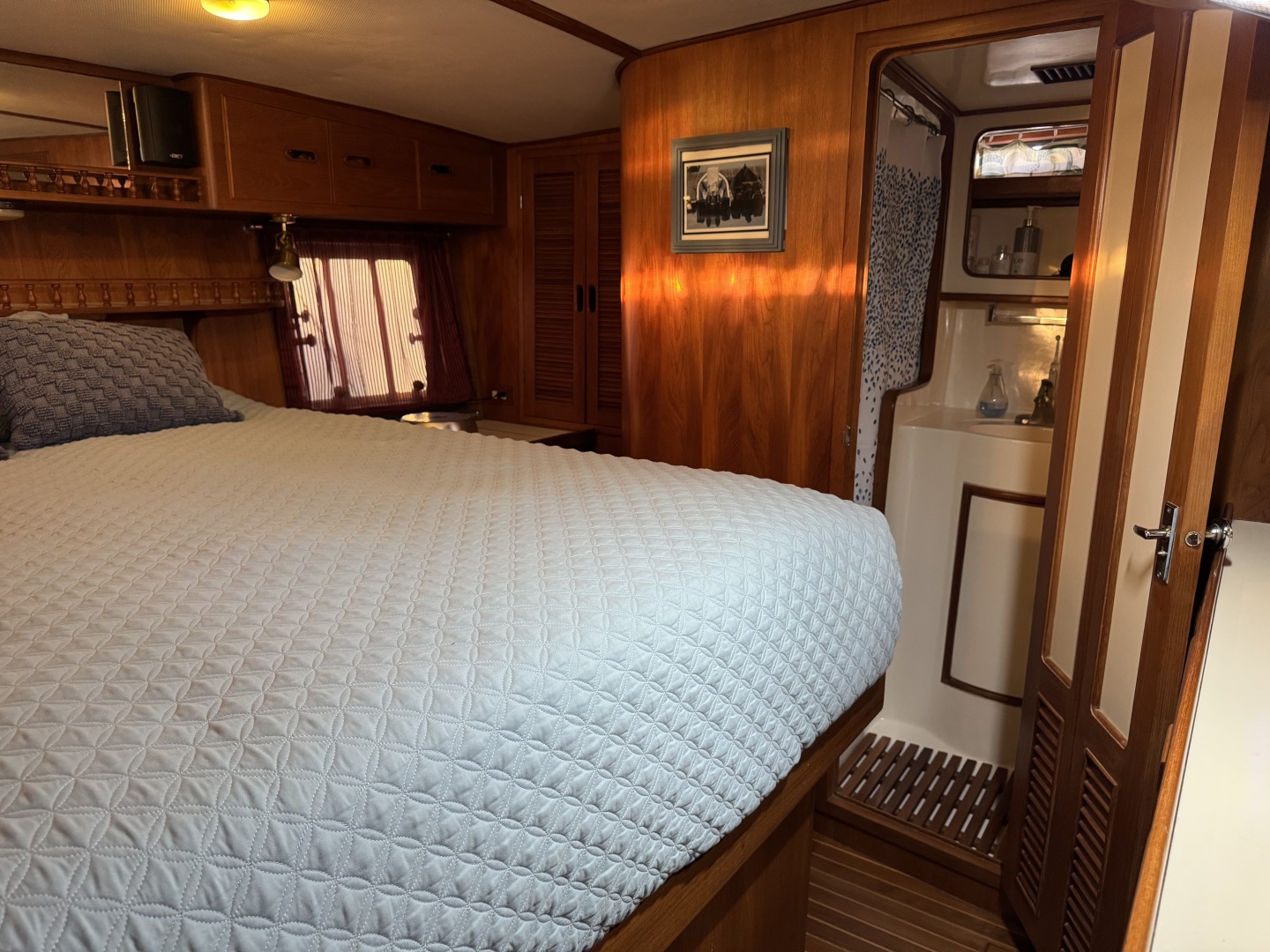 1987 President 37 Sundeck