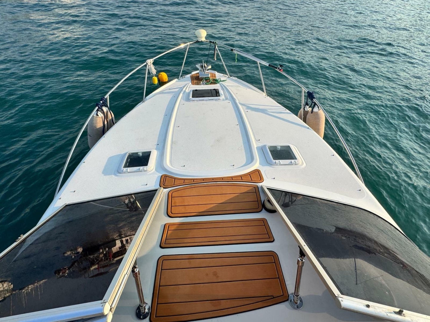 29ft Bayliner Yacht For Sale