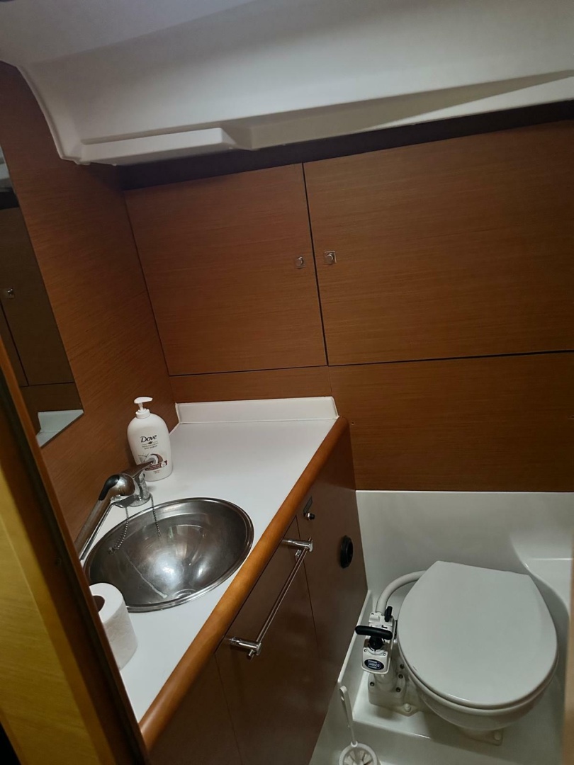 40ft Jeanneau Yacht For Sale
