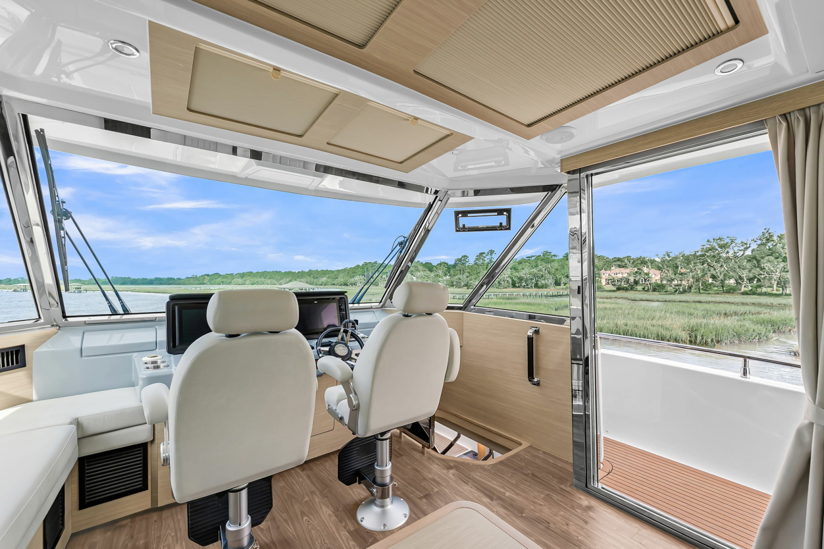 54ft Aquila Yacht For Sale 54ft Aquila Yacht For Sale