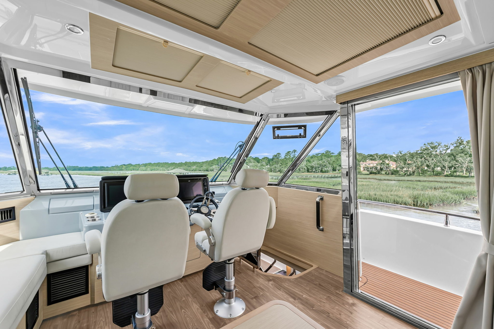 Aquila 54 Yacht Yacht For Sale