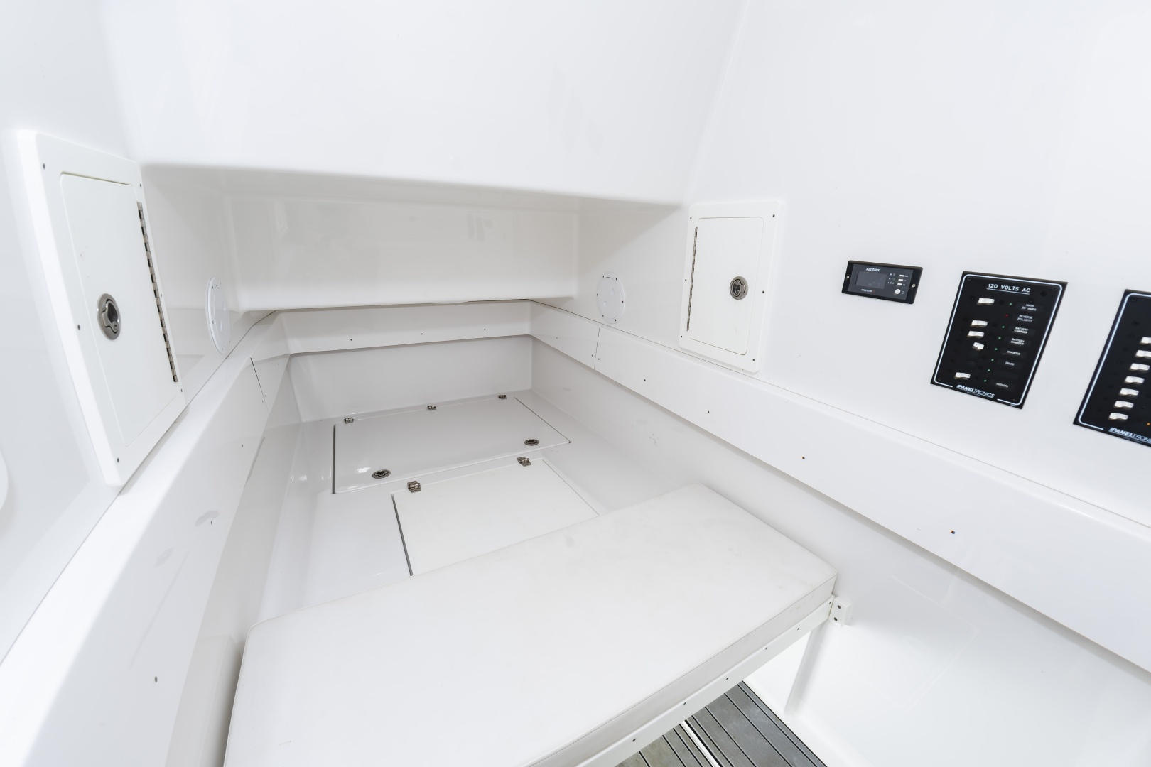 Pelagic Predator 41ft Onslow Bay Yacht For Sale