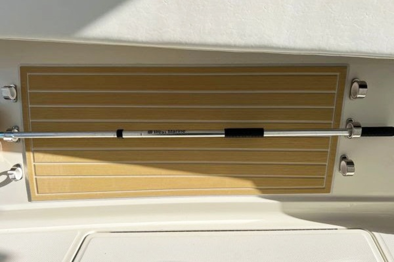 Gyn Tonic 39ft HCB Yacht For Sale