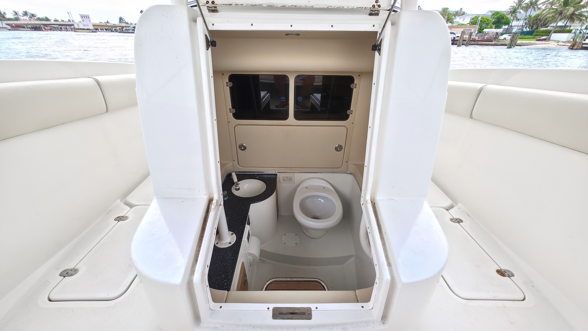 2008 Chris-Craft Catalina 29
