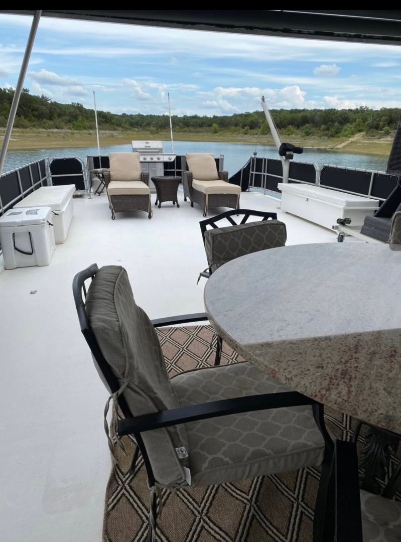 77ft Sumerset Yacht For Sale