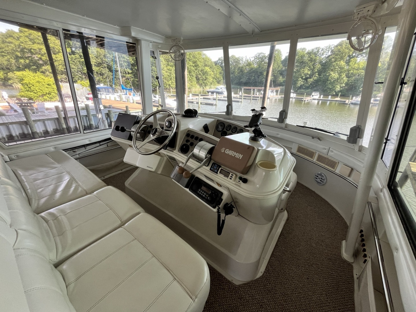 50ft Carver Yacht For Sale