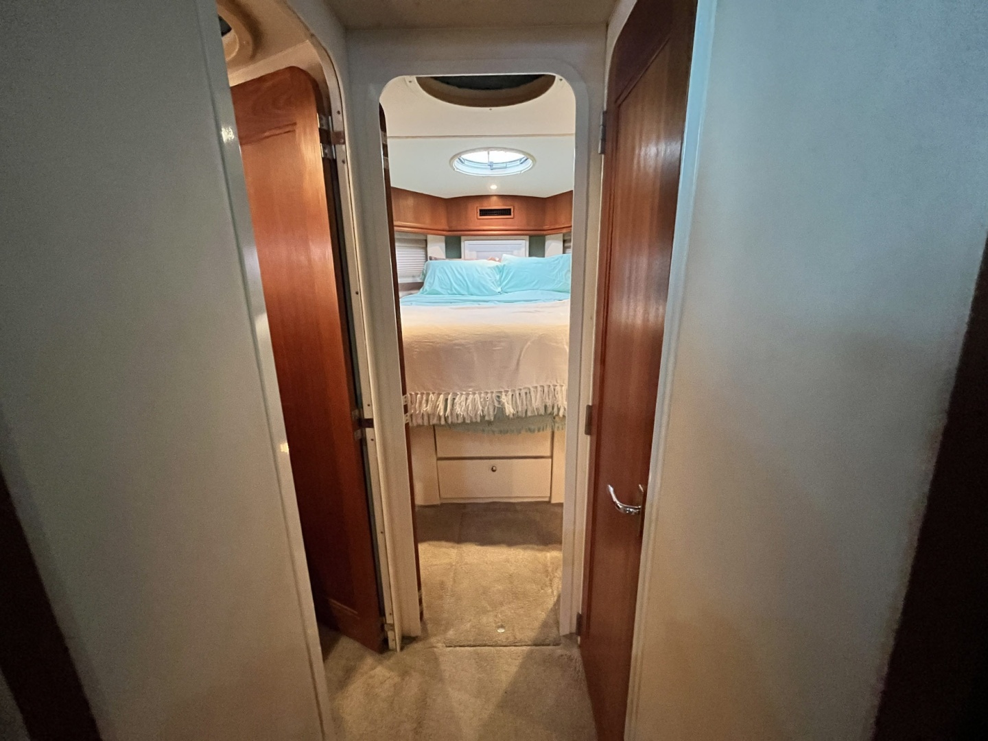 50ft Carver Yacht For Sale