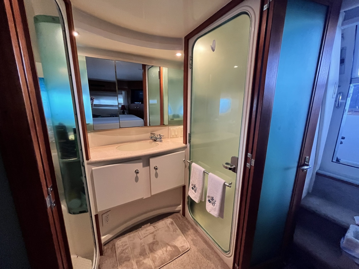 50ft Carver Yacht For Sale