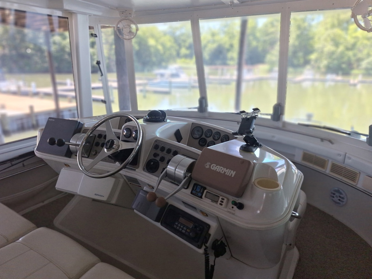 50ft Carver Yacht For Sale