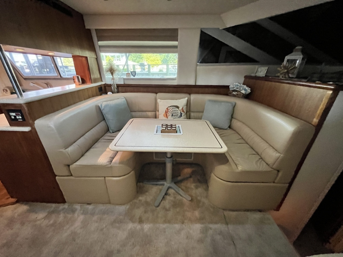 50ft Carver Yacht For Sale