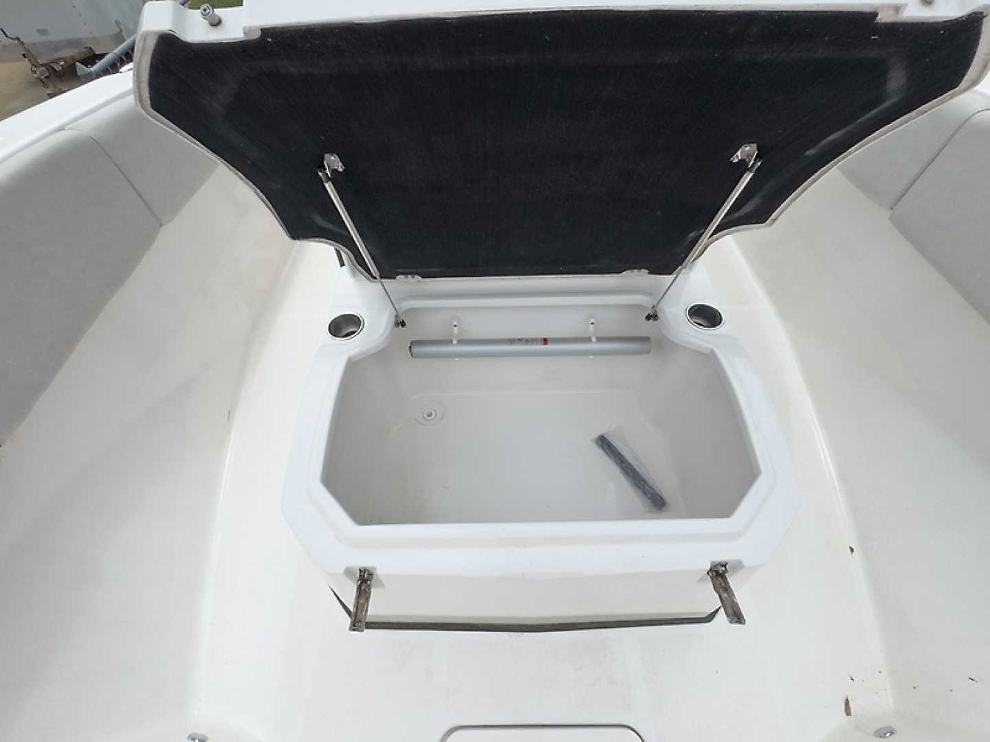 28ft Sea Fox Yacht For Sale