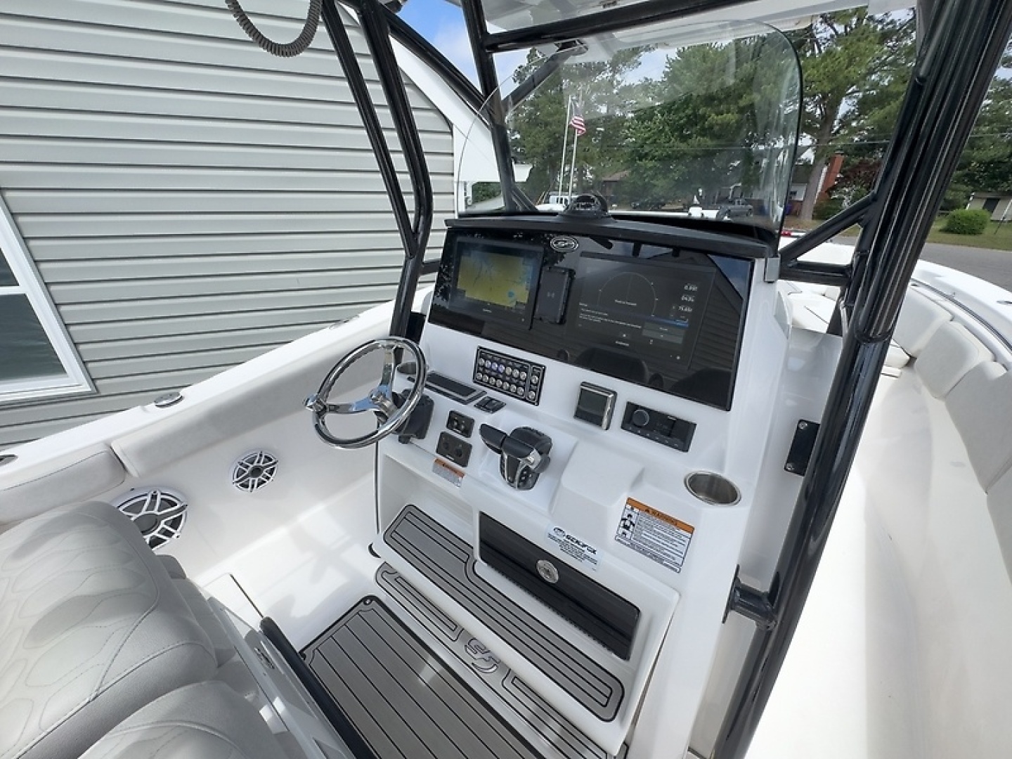 28ft Sea Fox Yacht For Sale