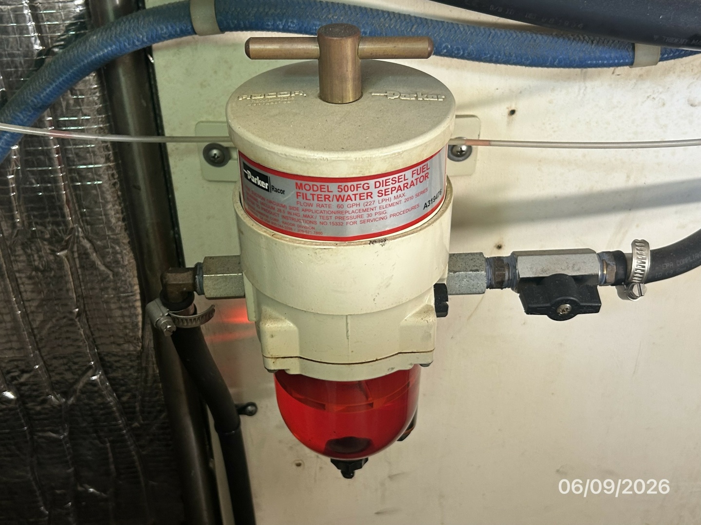 44' High Tech generator Racor fuel filter
