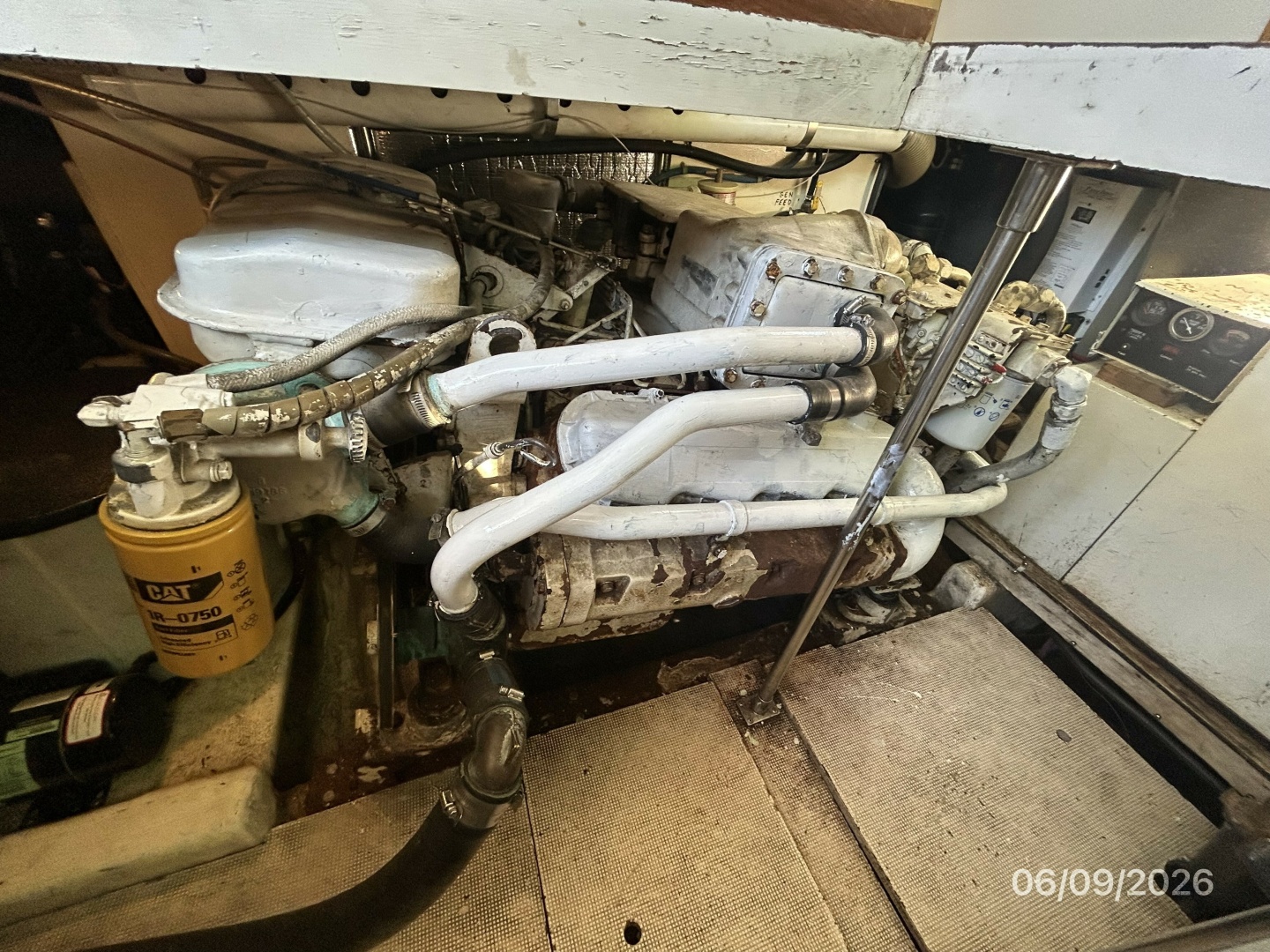 44' High Tech starboard main engine