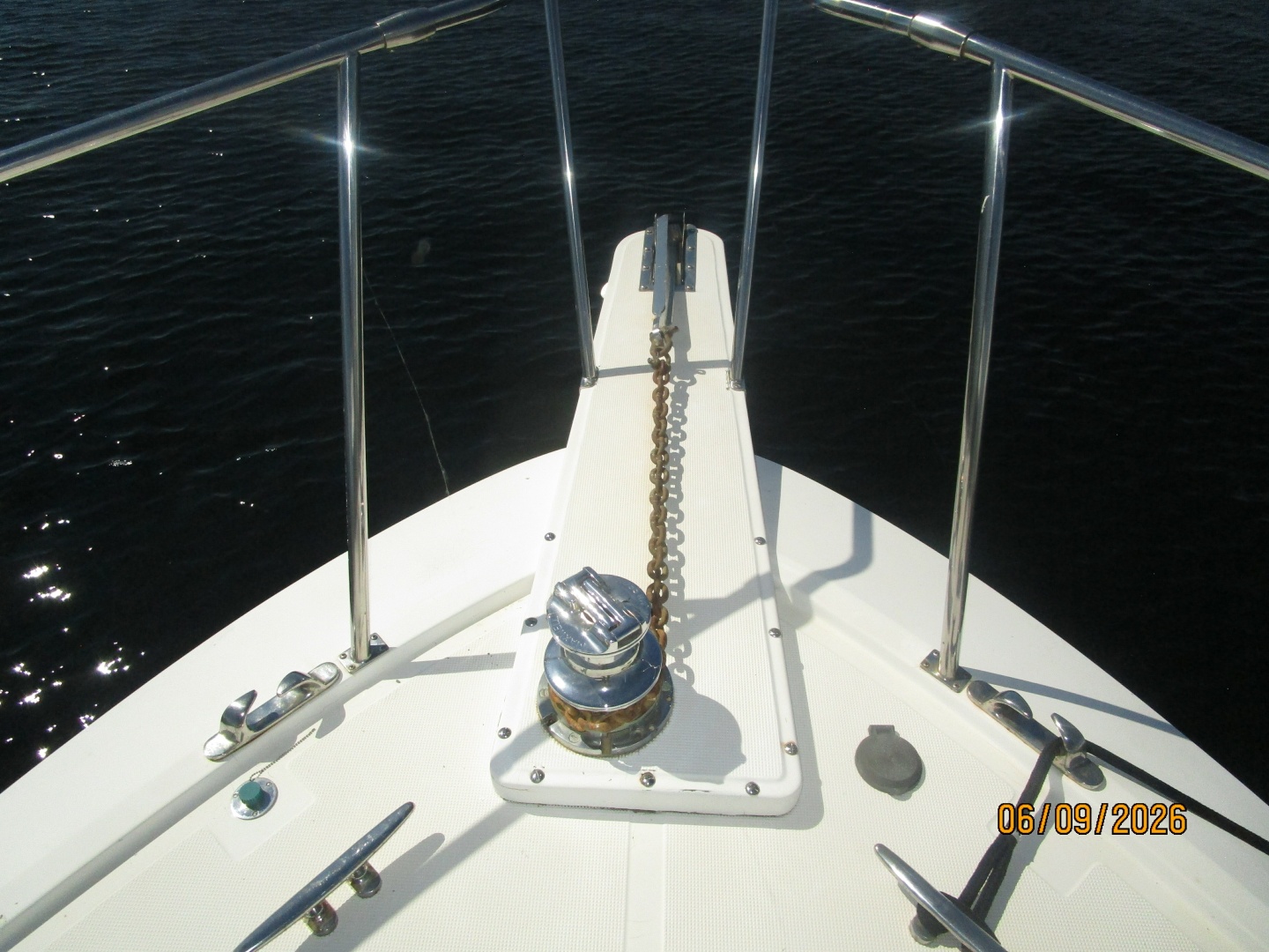 44' High Tech anchor windlass2