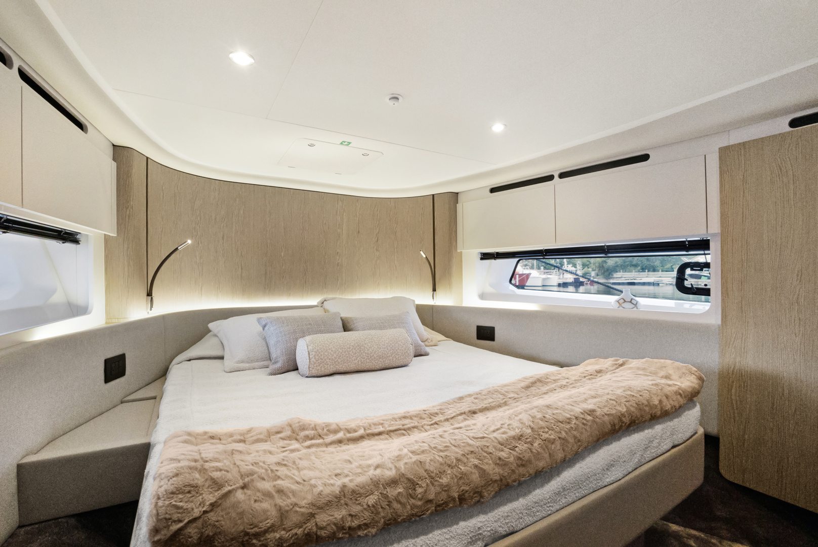 53ft Azimut Yacht For Sale