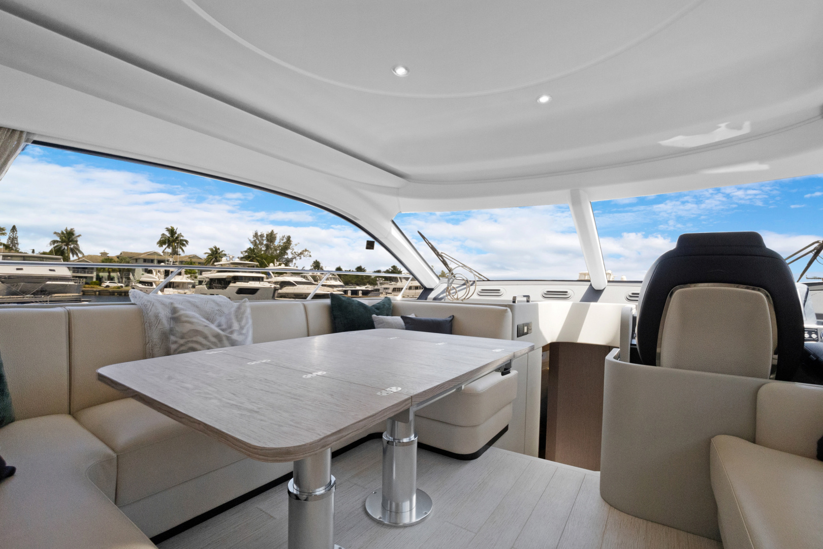 53ft Azimut Yacht For Sale