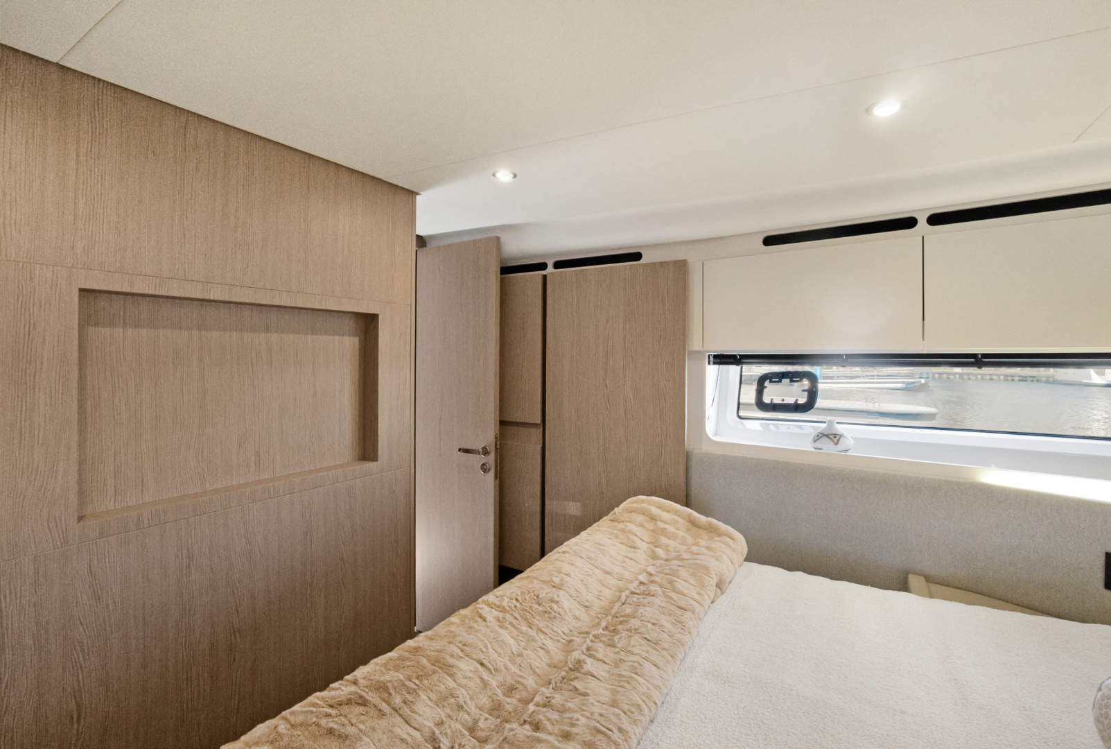 53ft Azimut Yacht For Sale