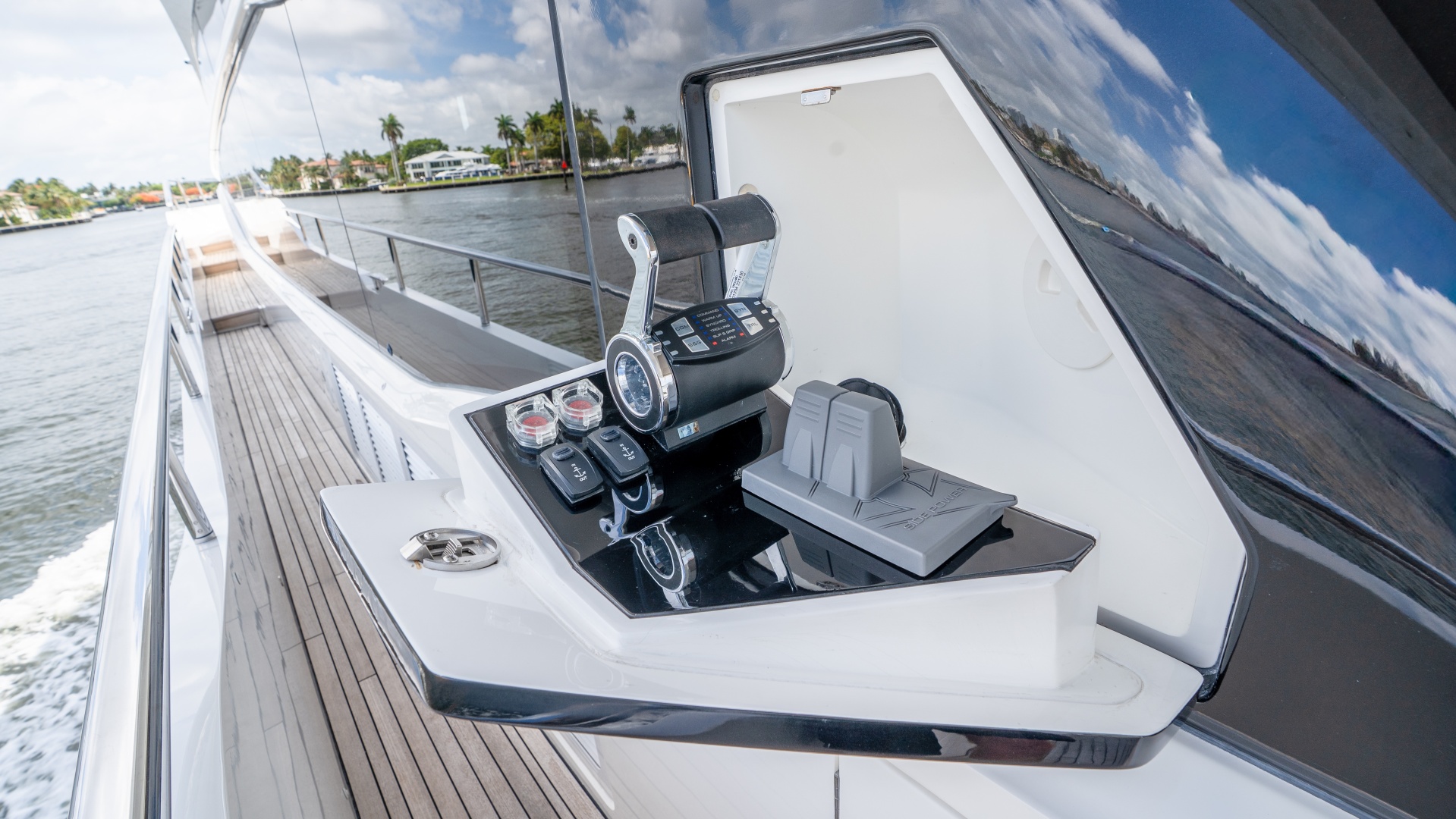 Lady M  85ft Princess Yacht For Sale