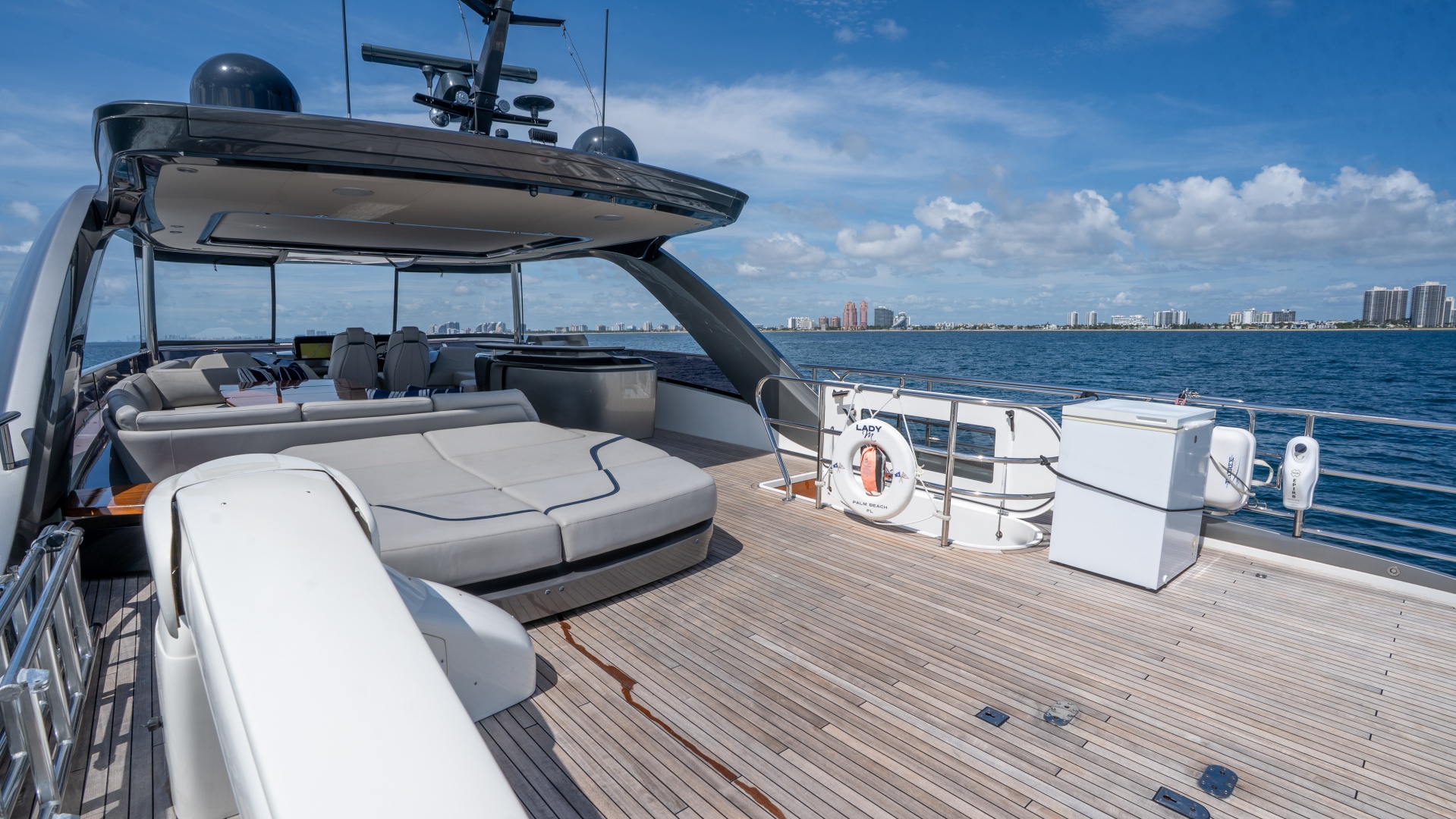 Lady M  85ft Princess Yacht For Sale