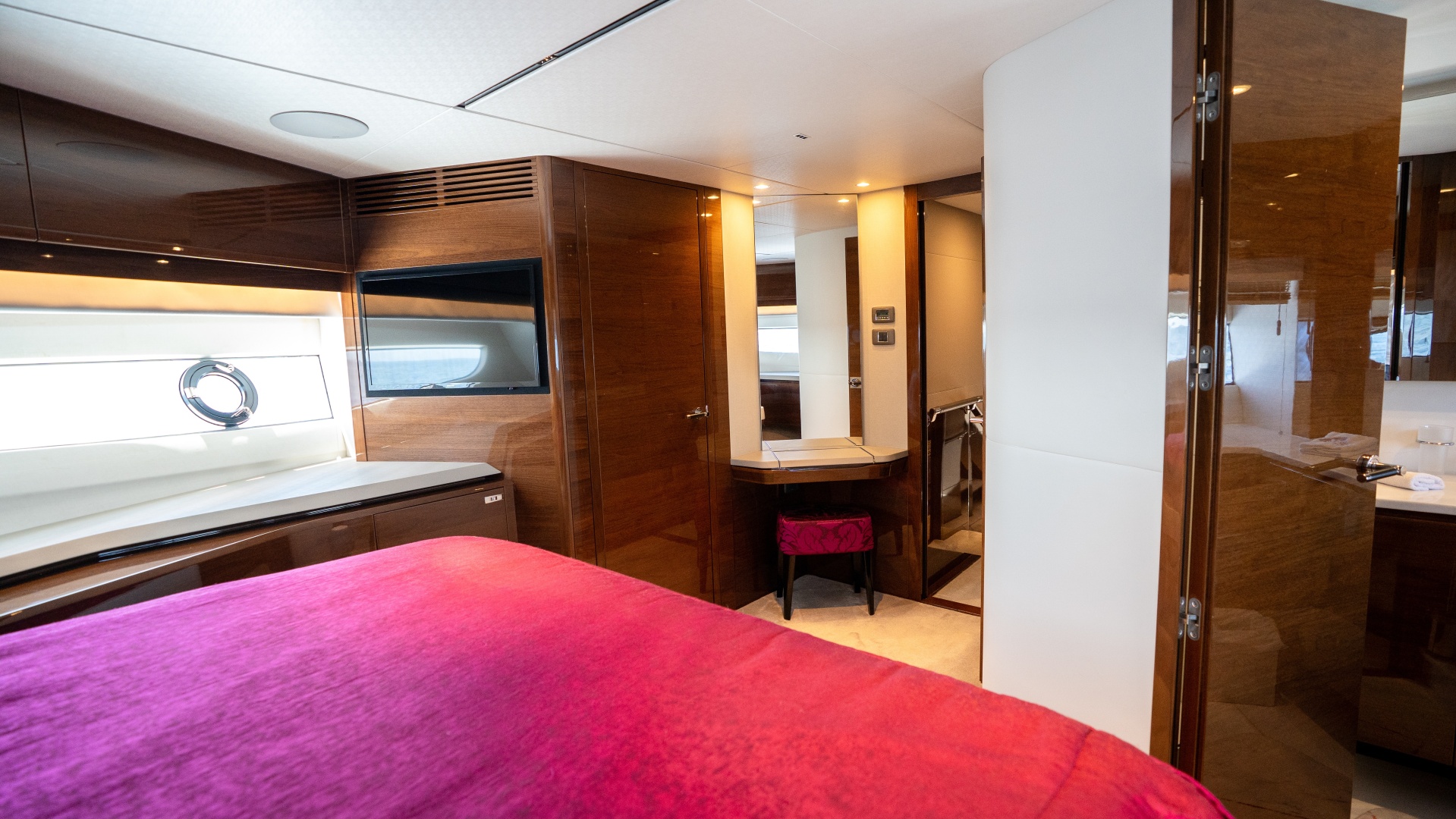 Lady M  85ft Princess Yacht For Sale
