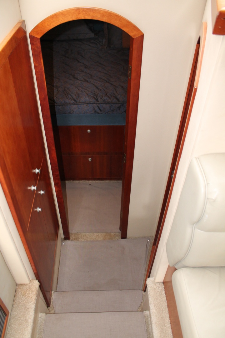 41ft Cruisers Yachts Yacht For Sale