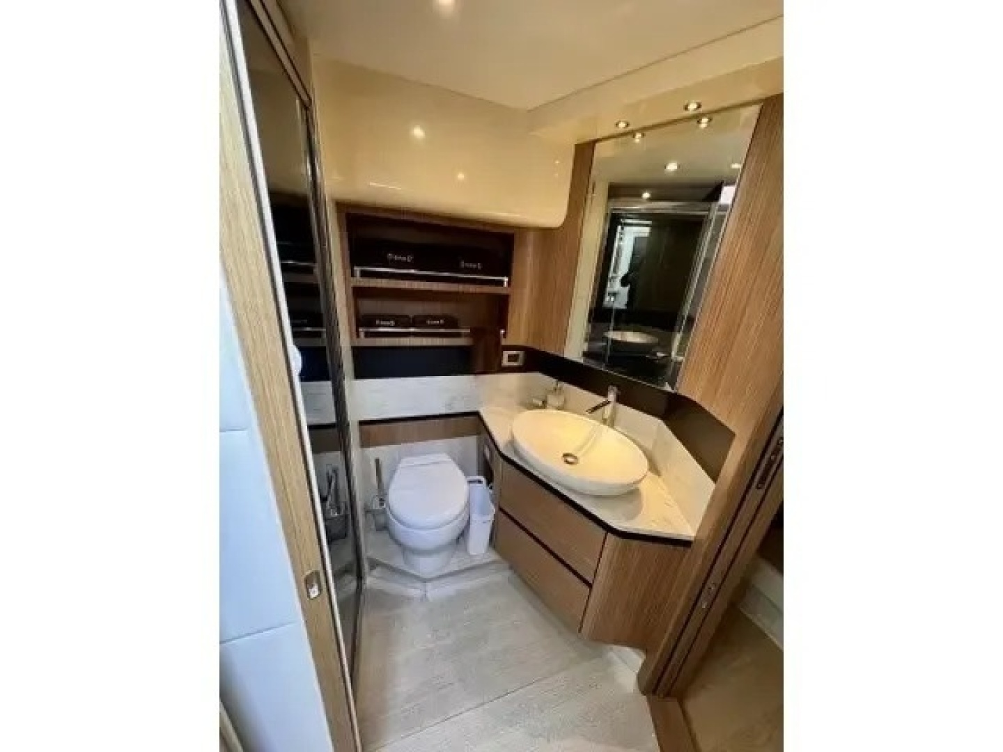 2017 Absolute 50 FLY 50ft Absolute Yacht For Sale 2017 Absolute 50 FLY 50ft Absolute Yacht For Sale