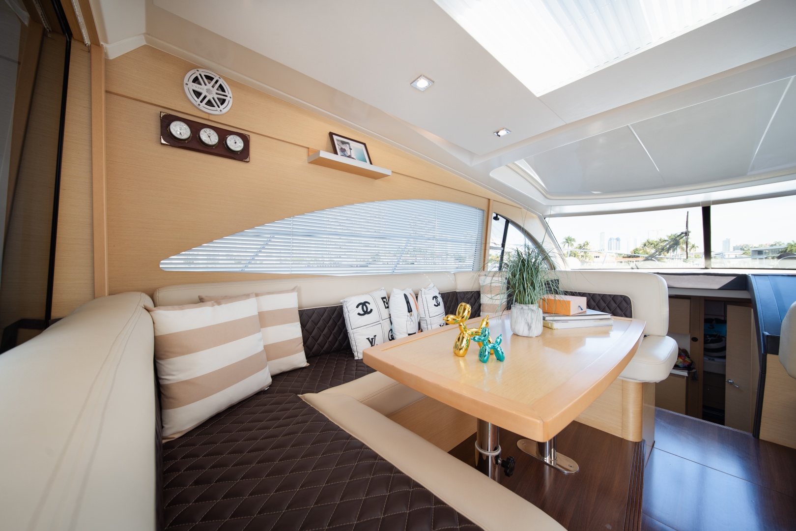 AQUA 47ft Beneteau Yacht For Sale