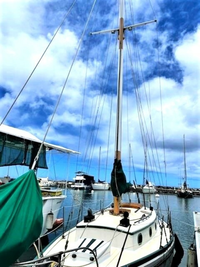 TALARIA 30ft Custom Yacht For Sale TALARIA 30ft Custom Yacht For Sale