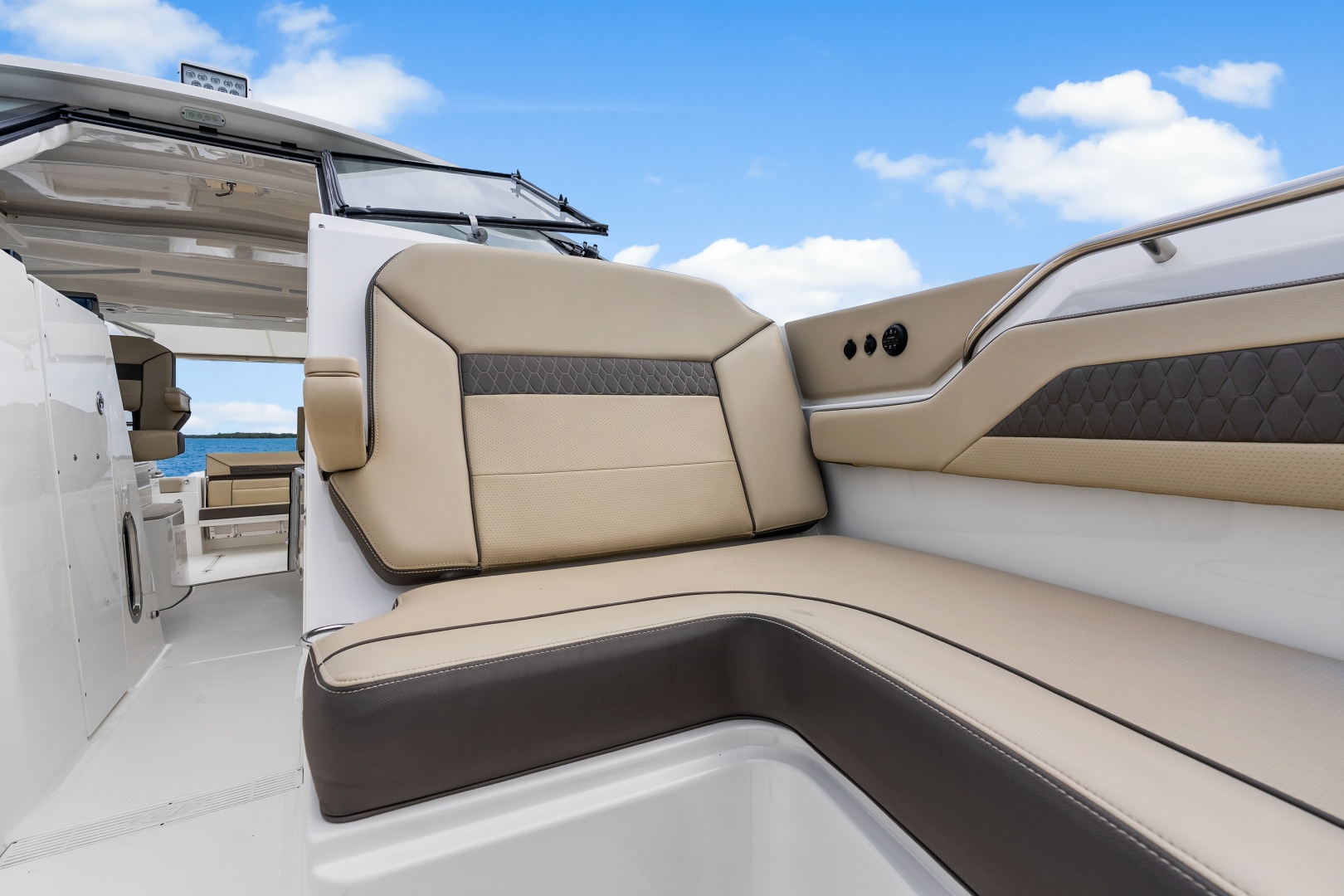Oh Shelia 36ft Pursuit Yacht For Sale