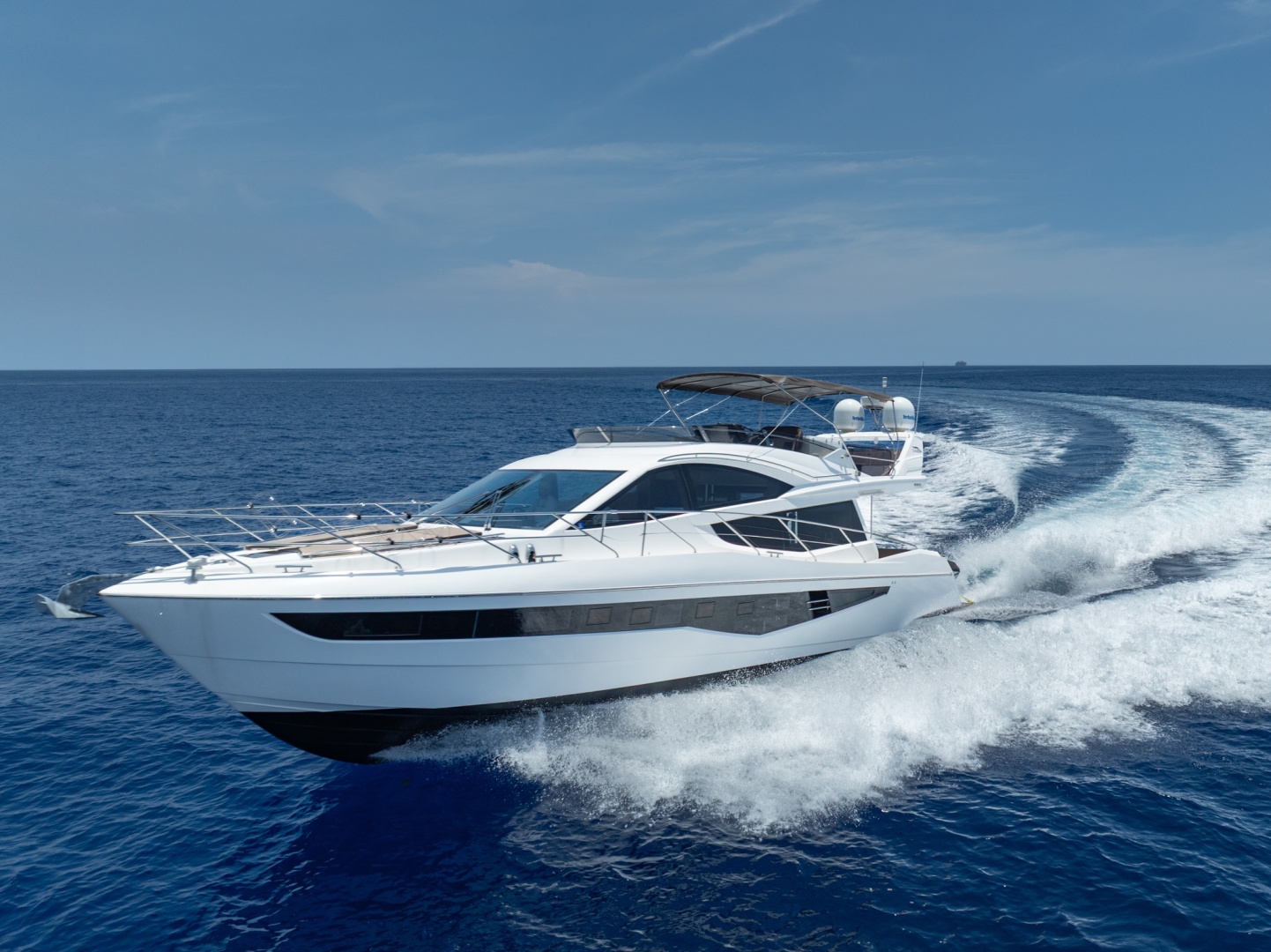 Galeon 550 Fly — Spoiled Rotten - Photo 2