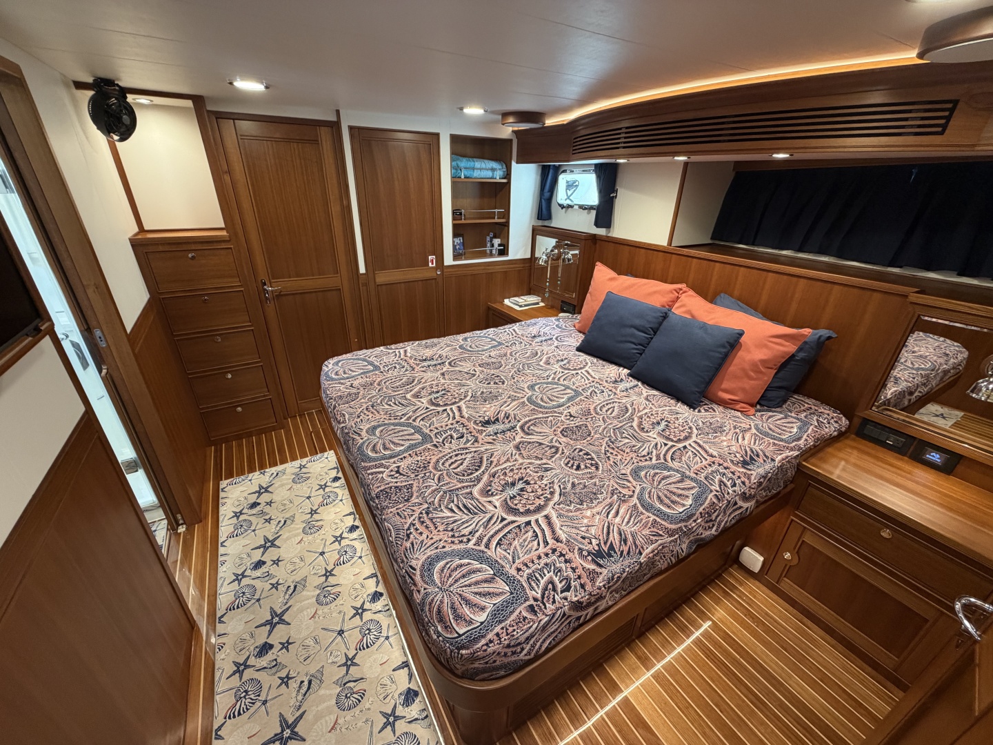 LADY V 53ft Marlow Yacht For Sale