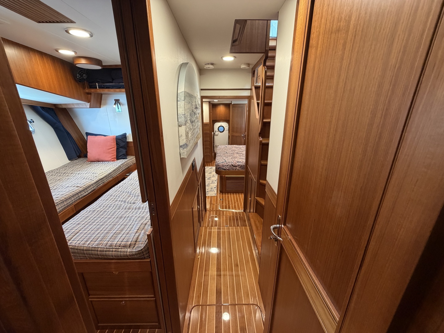LADY V 53ft Marlow Yacht For Sale