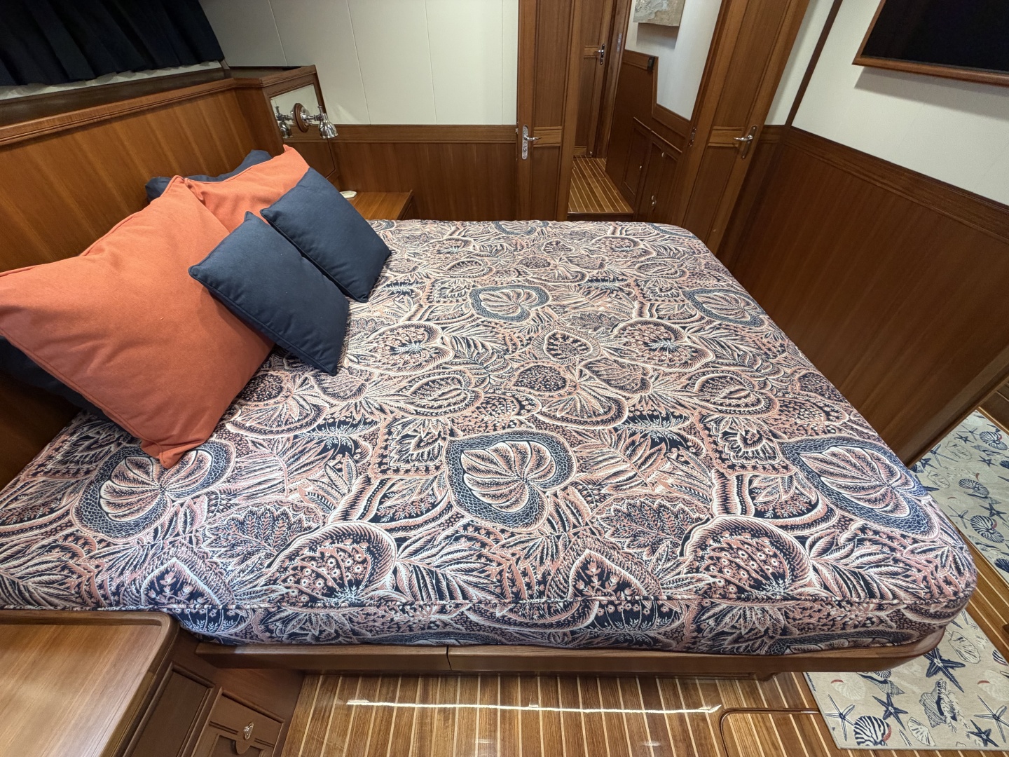 LADY V 53ft Marlow Yacht For Sale