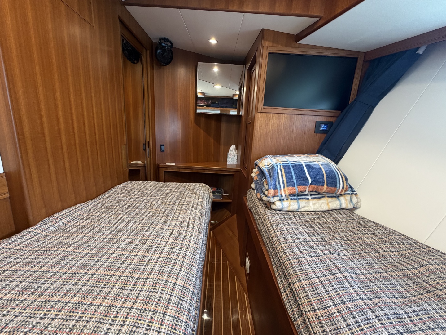 LADY V 53ft Marlow Yacht For Sale