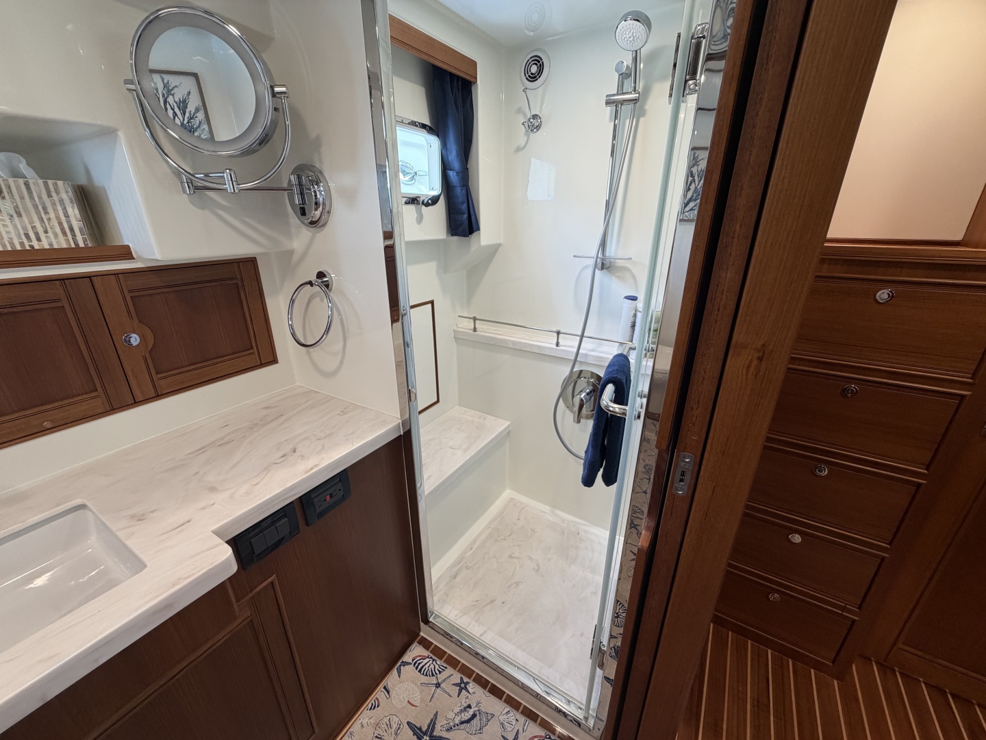 2025 Marlow Explorer 53E