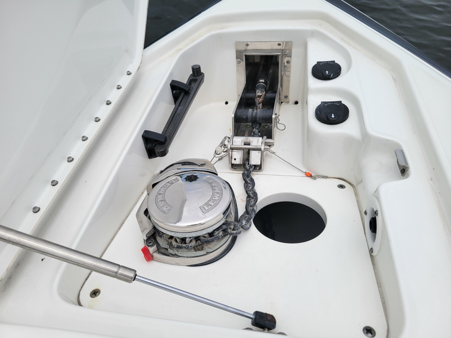 Formula 350 Crossover Bowrider Yacht For Sale