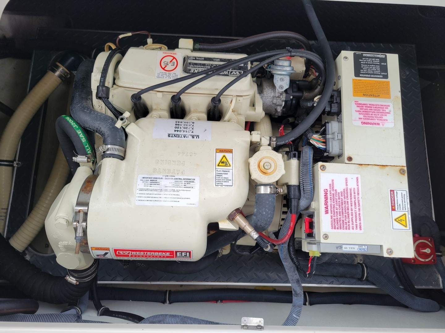Formula 350 Crossover Bowrider Yacht For Sale