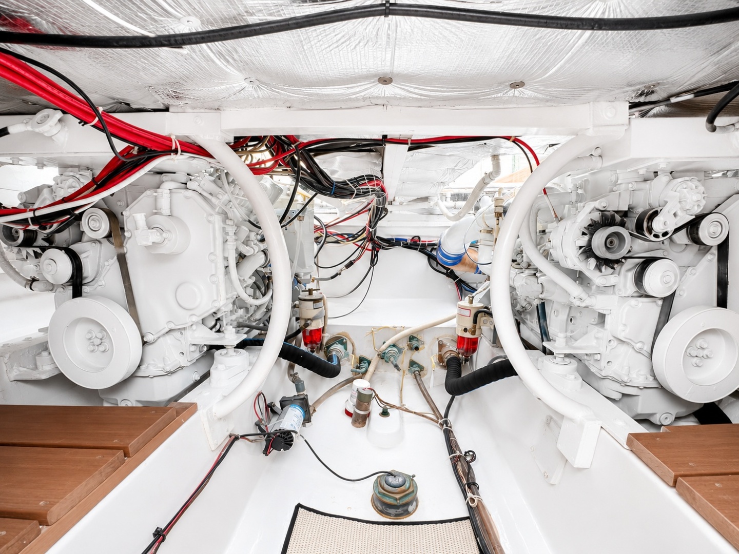 Sidejob 33ft L amp H Yacht For Sale