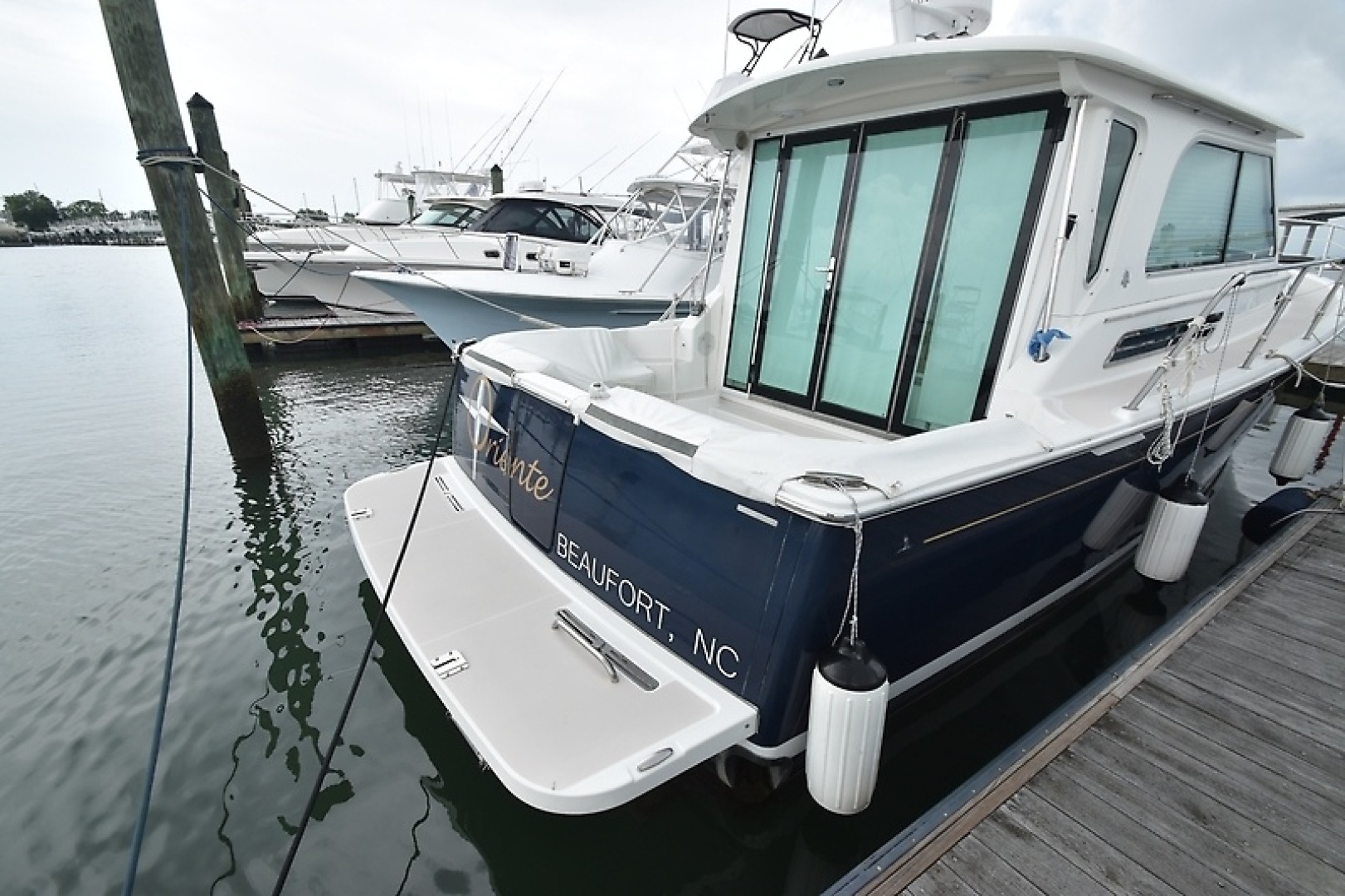 ORIENTE 37ft Back Cove Yacht For Sale ORIENTE 37ft Back Cove Yacht For Sale