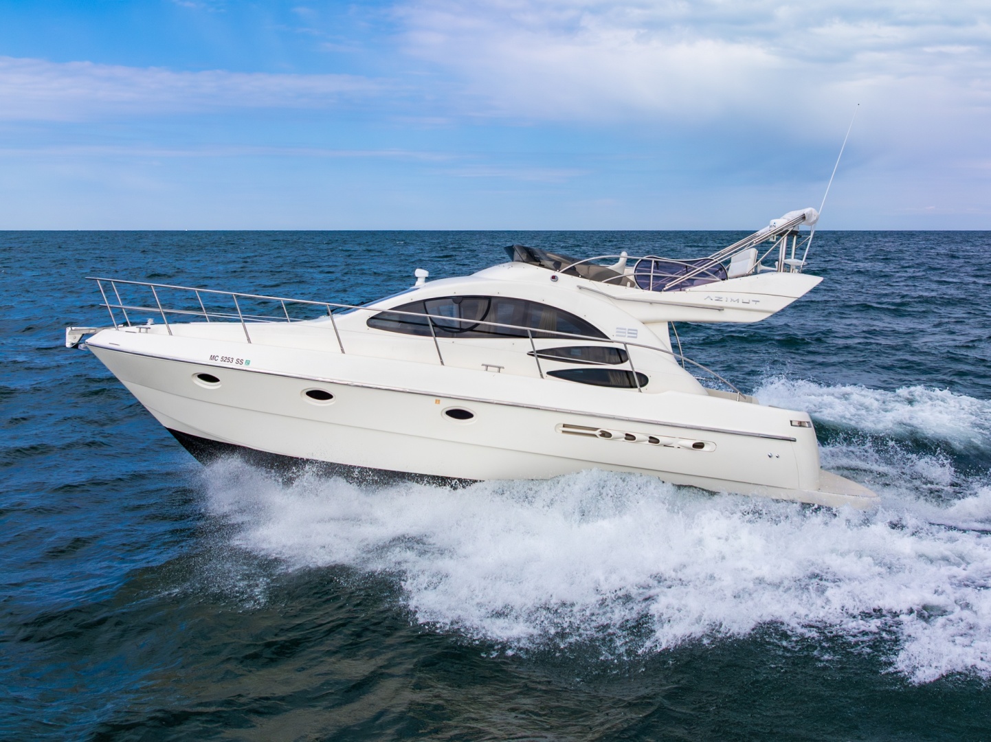 DONT PANIC 39ft Azimut Yacht For Sale