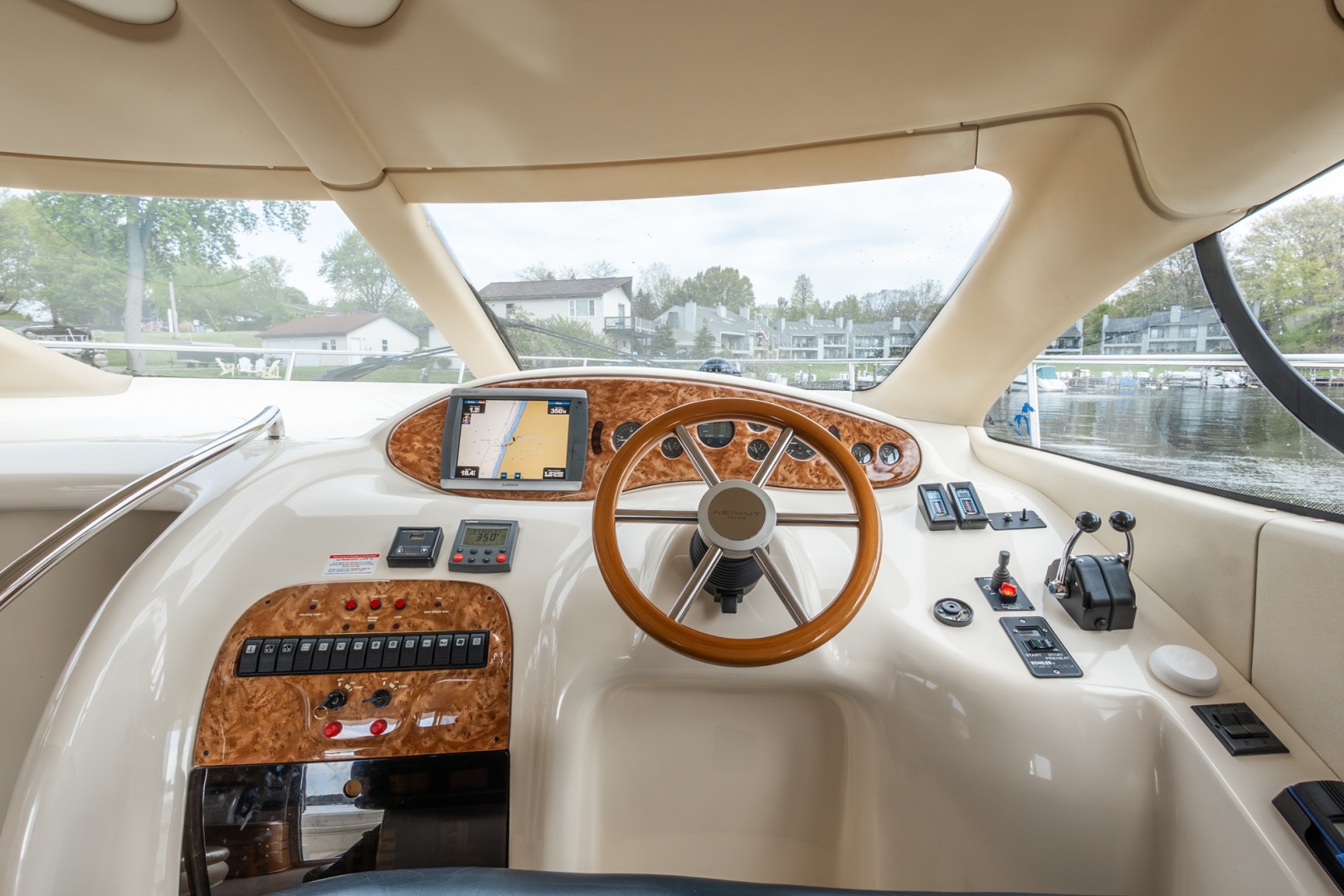 DONT PANIC 39ft Azimut Yacht For Sale